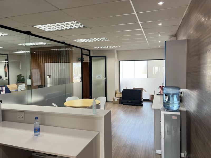 To Let commercial Property for Rent in Mount Croix Eastern Cape